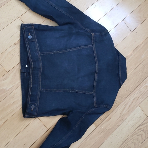 Jean Jacket - Picture 2 of 8